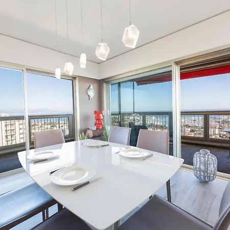 Le Chambord Stylish 2-bedroom With Breathtaking View In Antibes! Casa vacanze *